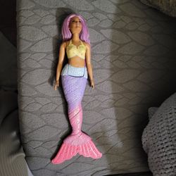 Barbie: Dreamtopia Mermaid Fashion Doll (Mattel) Curvy C304G