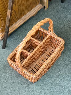 Utensil Picnic Basket