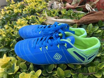 Soccer Shoes  $10