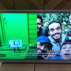 32" LG SMART TV 