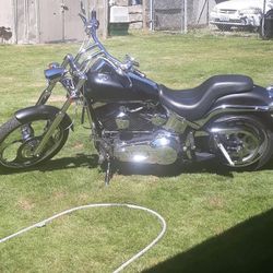 2005 Soft tail Deuce 