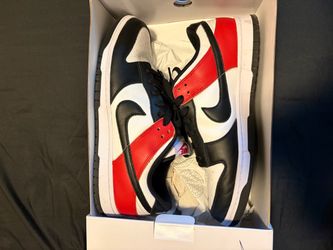 Nike Shoes (SHOOT ME AN OFFER)