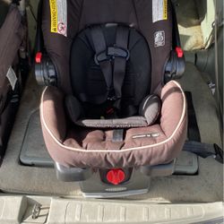 Free  Infant Car Seat