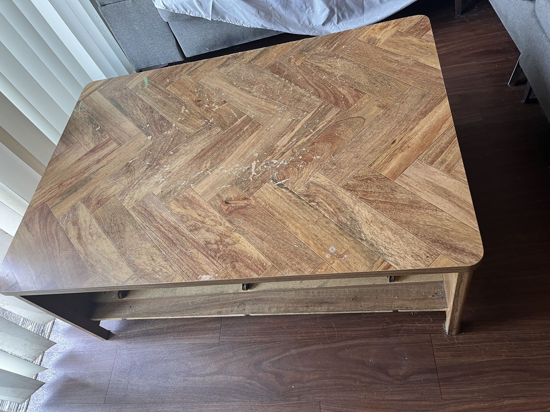 Free Coffee Table
