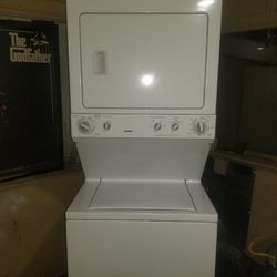 Kenmore Stackable washer And Dryer Set Combo Laundry Center Stacked  💯