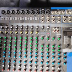 Yamaha Mixer 