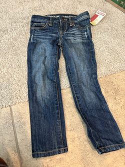 Mossimo Girls  Skinny Low Rise Jeans. Size 4. Brand New With Tags 