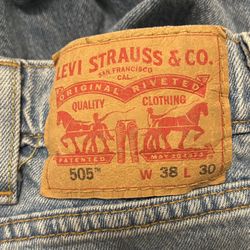 Levi's 505 Men's Cotton Jeans - Light Stonewash 38X30