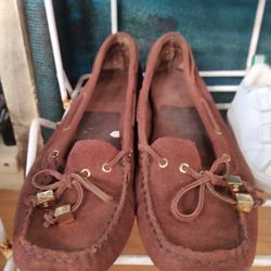 Women's Shoes And Slippers 