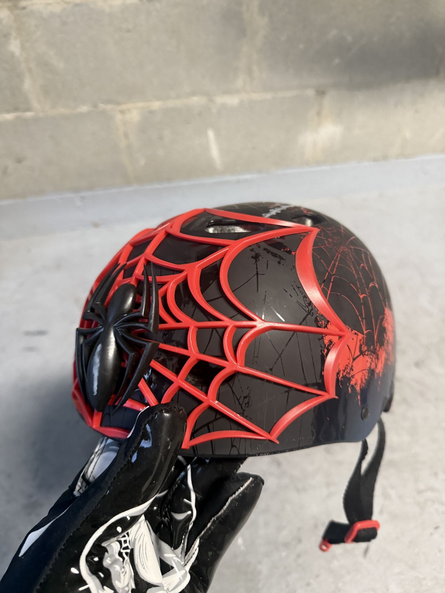 Spider-Man Kids Bike Helmet