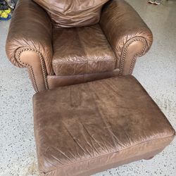 Chair & Ottoman - Premium leather - Excellent! 