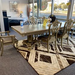 5 pc Dinning Table Set $1,299