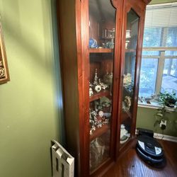 Antique Cabinet / Curio