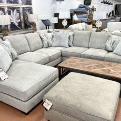 New Large Sectional 🔥🔥 IN STOCK 