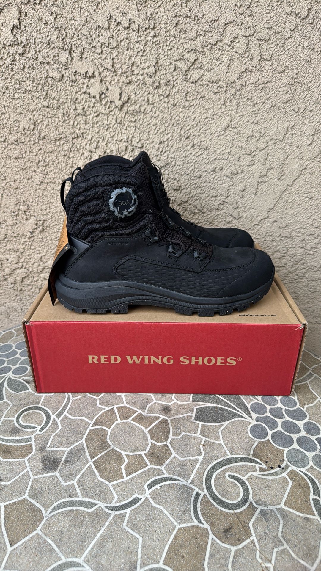 WORK BOOTS RED WING 2144 ALUMINUM TOE WATERPROOF SIZE 10.5 MENS