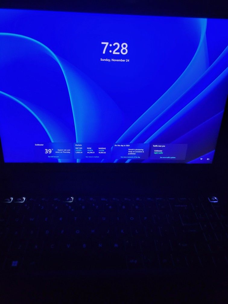 MSI Creator M16 - Ultimate Content Creation & Gaming Laptop!