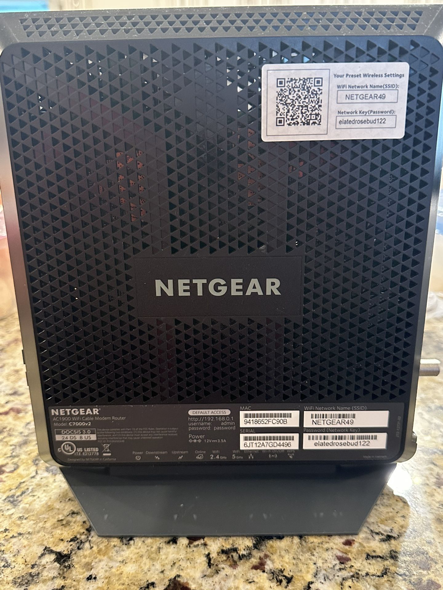 NETGEAR AC1900 WiFi Cable Modem Router