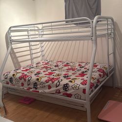 bunk bed full/twin 