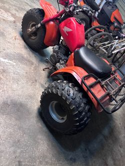 1984 Honda big red 200