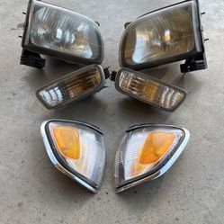 2002 Toyota Tacoma Used Headlights 