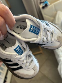 Samba shoes