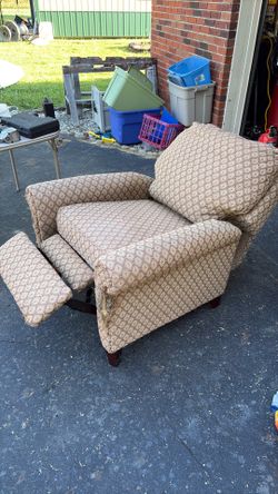 Recliner chair