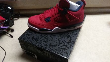 Jordan retro 4
