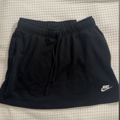 Women’s Nike Skirt 