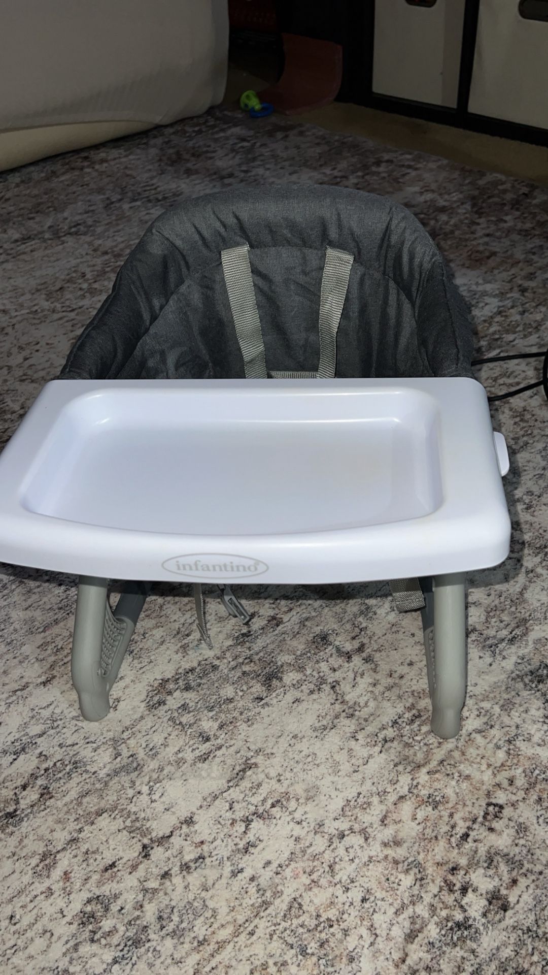 Infantino Ultimate Travel Booster