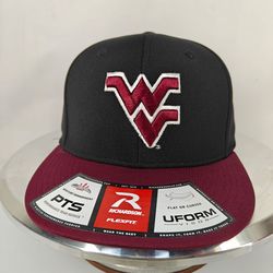 black and maroon West Virginia Mountaineers Flexfit hat Richardson Large -XLarge