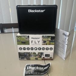 Blackstar FLY-3 Electric Guitar Mini Amplifier - Black Works. Only been used a handful of times in excellent condition works great comes with batterie