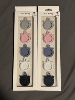 2 Apple AirTag Keychain Accessories 