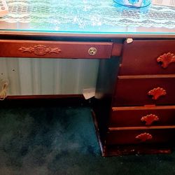 Small Desk And 4 Drawers Small Chest Dresser 