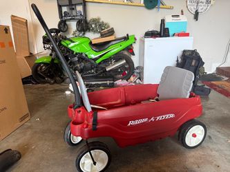 Radio Flyer Kids Wagon with Detachable Canopy