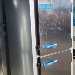 Trausen  G12000 Stand-Up Freezer