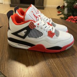 Nike Retro 4 Men’s Size 9.5(New)
