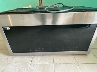 Slightly Used Samsung Over-the-Range Microwave (2025 Model)