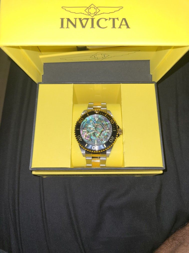 Two Tone Marble Face Invicta