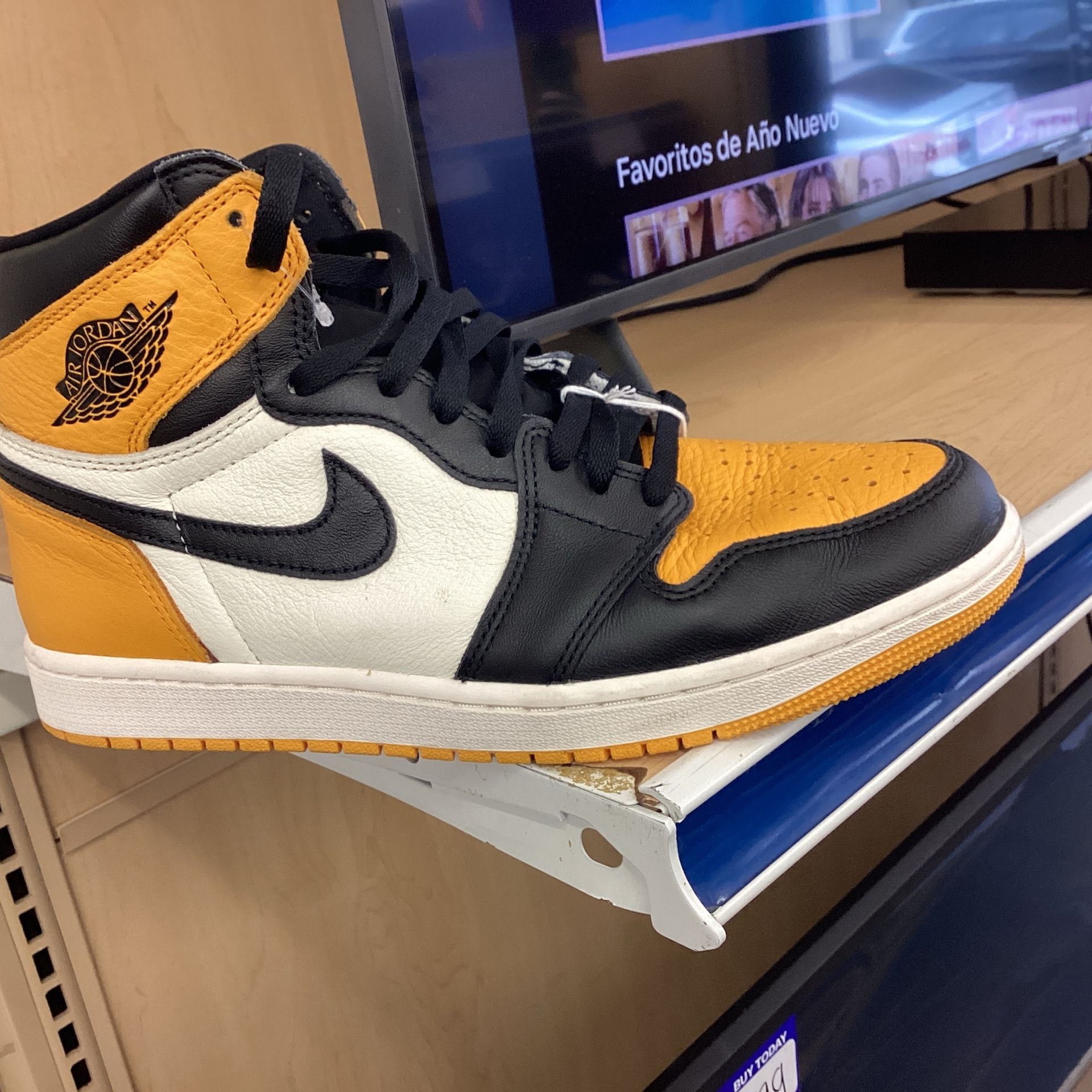Air Jordan 1 Retro Size 9.5 