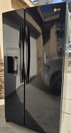 LG Refrigerator