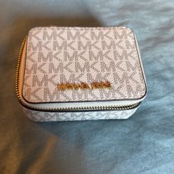 Michael Kors Travel jewelry Box