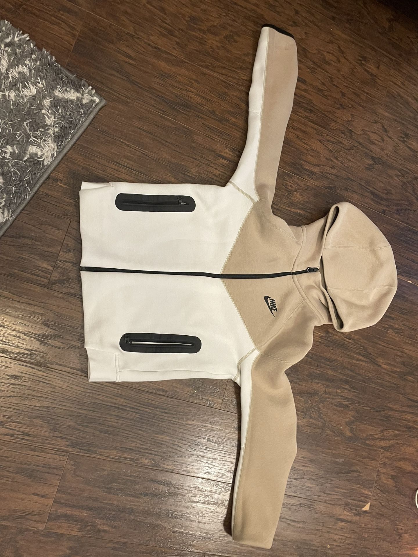Nike Tech Fleece For Boys Youth Medium