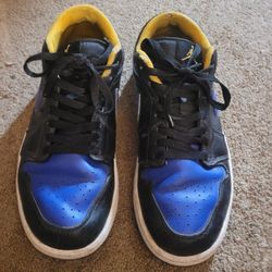 Jordan 1 Low Dark Concord 