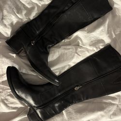 vintage leather boots 