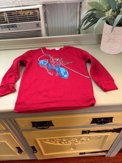 Marvel Red Spider-Man Pullover Sweatshirt