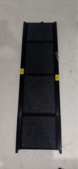 Folding Pet Ramp with Carpet Surface