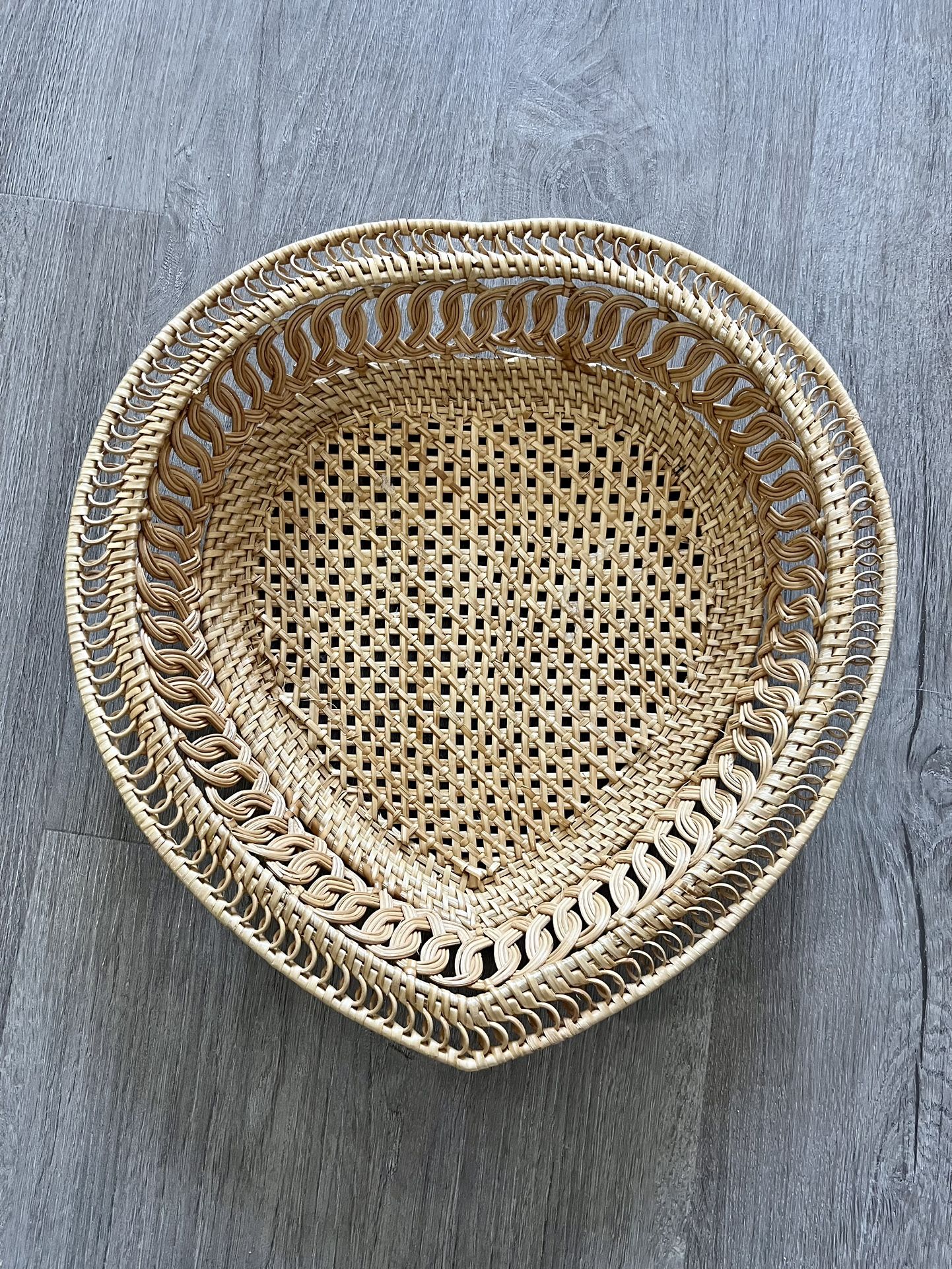 Heart-shaped Handwoven Rattan Tray