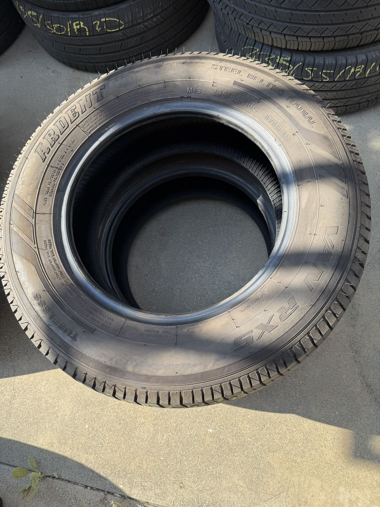 Ardent Van RXS 235/65R16