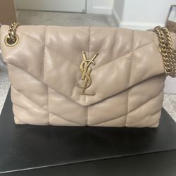 Saint Laurent  Puffer Loulou  Toy Shoulder Bag in Quilted Lambskin