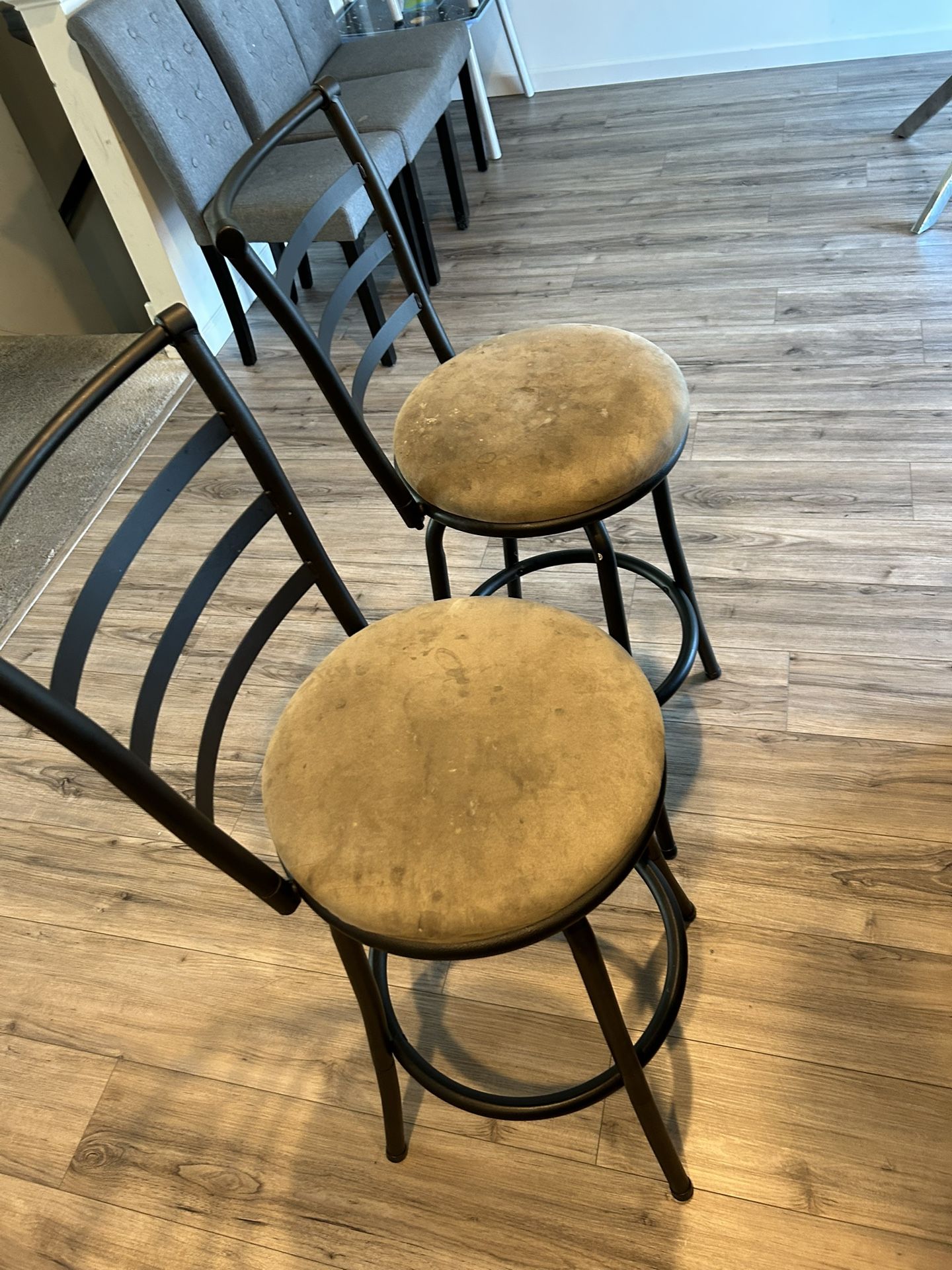 Bar Stool/ Island Chairs